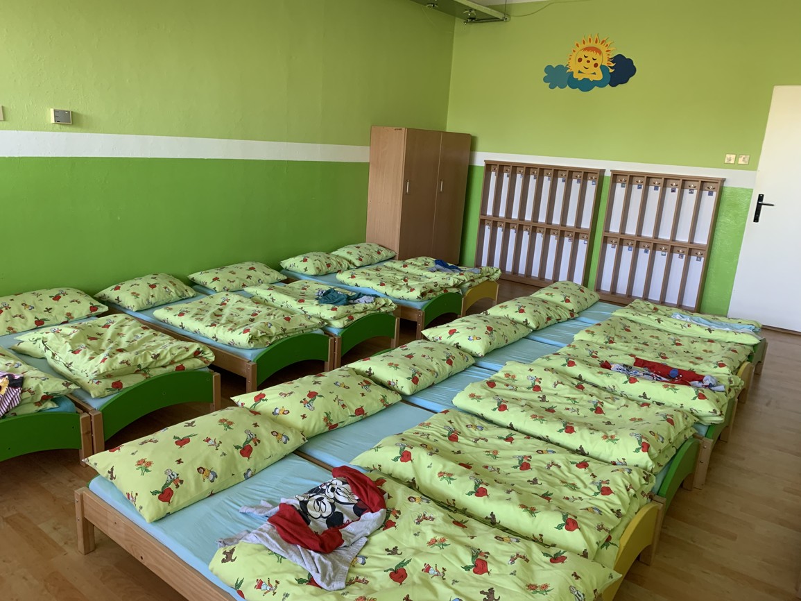 C41F5428-DF77-4C11-9D2C-A84C7A681A42